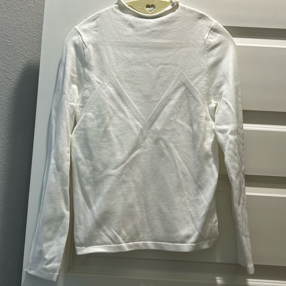 White long sleeve ski top
